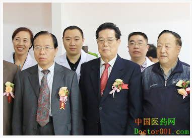 QQͼƬ20190320094105.png