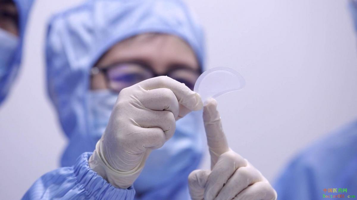 透皮给药替代“打针吃药”成新趋势,「中科微针」已实现微针贴剂规模量产