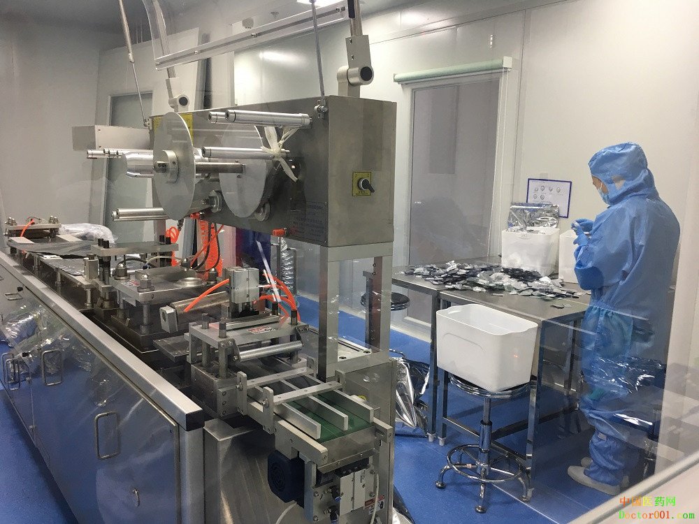 透皮给药替代“打针吃药”成新趋势,「中科微针」已实现微针贴剂规模量产